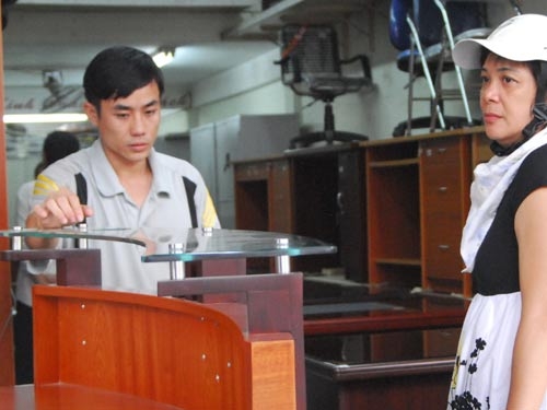 Đồ gỗ ngoại nhập tràn ngập