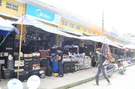 Theo “đại ca” vùng biên đột nhập “điểm đen" buôn lậu