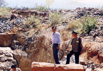 Lại rắc rối chuyện kho báu núi Tàu