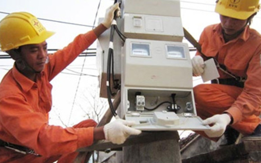 Tăng giá điện: Ba lần không, bất ngờ một lần có