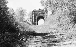 Một liệt nữ thời Trần và bản Kê minh thập sách