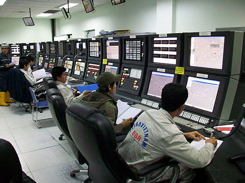 Chưa yên tâm về Nhà máy Lọc dầu Dung Quất