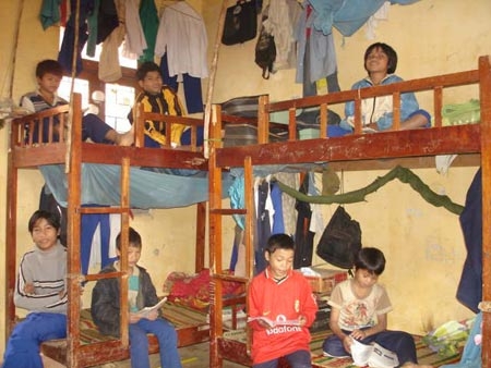 Thiếu ăn vì tắc đường