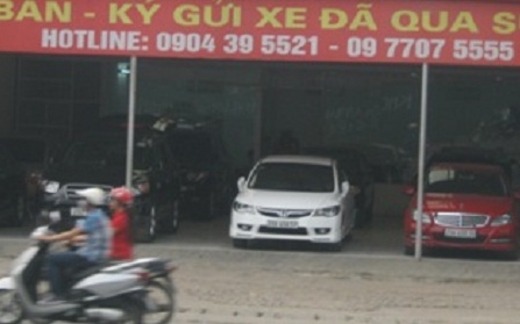 'Đại gia vườn' kể chuyện... cầm cố siêu xe