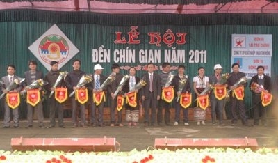 Nghệ An: Độc đáo lễ hội Đền Chín Gian