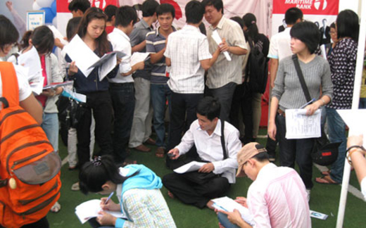 Lao động có kinh nghiệm chật vật tìm việc