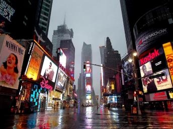 Bão Sandy gây xáo trộn lịch trình vận động tranh cử tổng thống Mỹ