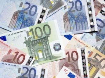 Thượng viện Ý thông qua kế hoạch khắc khổ hơn 40 tỷ euro để tránh khủng hoảng tài chính